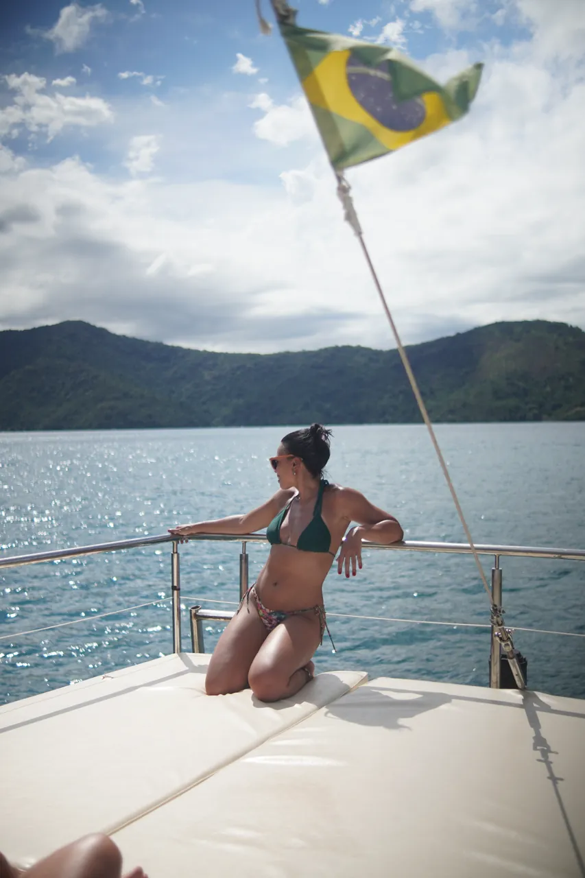 Momento a bordo de uma expedição do Albatroz pela Costa Verde — registro 10